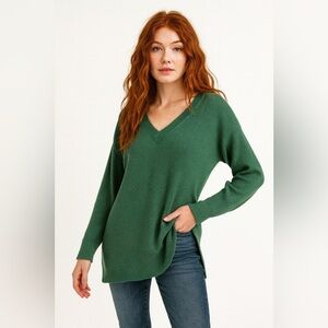 Dreamers by Debut Forest Green V-Neck Cozy Knit Sweater S/M